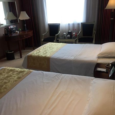 Yunheng Hotel Nejcsiang Kültér fotó
