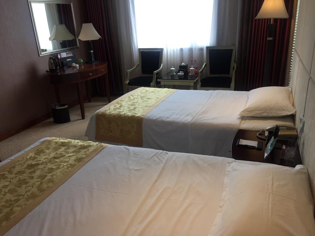 Yunheng Hotel Nejcsiang Kültér fotó