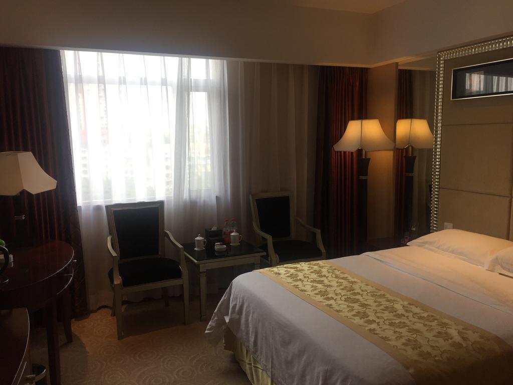 Yunheng Hotel Nejcsiang Kültér fotó
