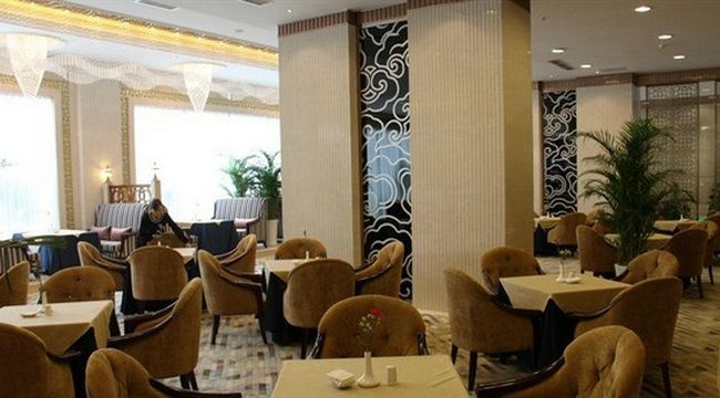 Yunheng Hotel Nejcsiang Étterem fotó